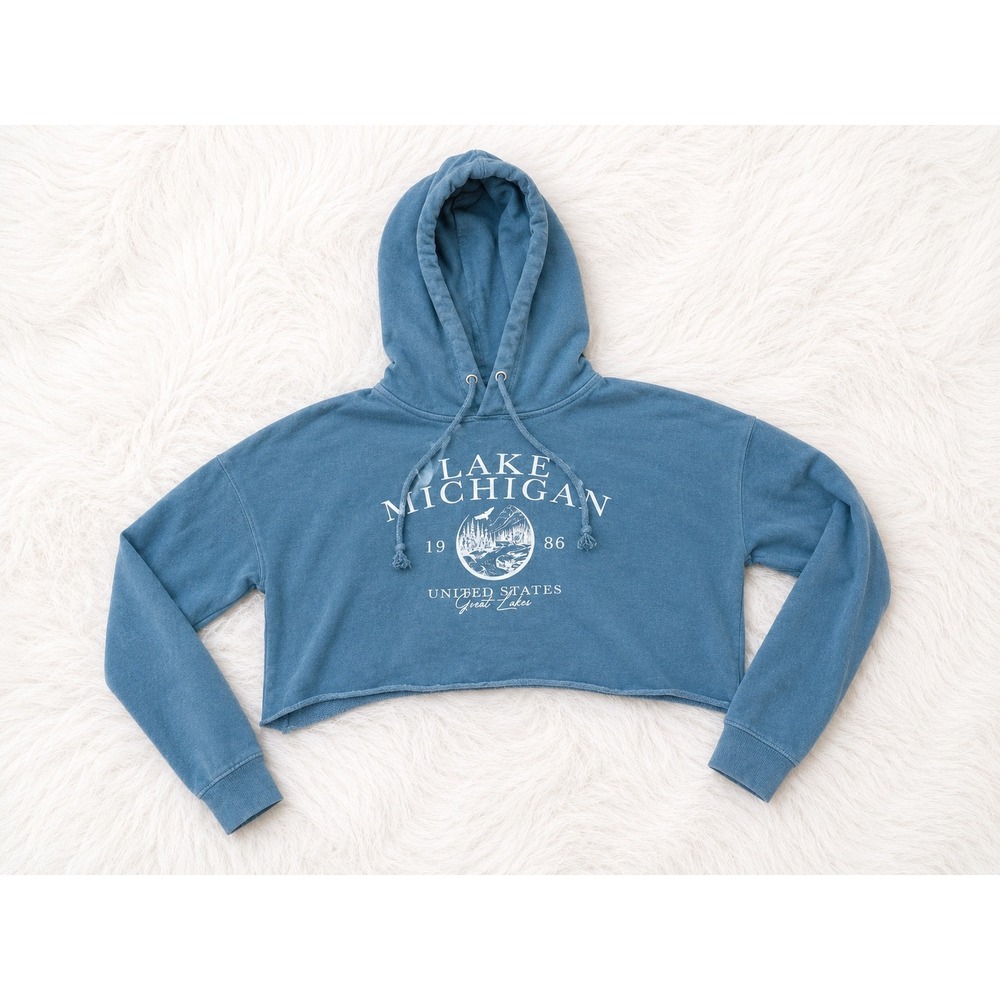 Missguided Lake Michigan Cropped Hoodie Blue Graphic Sweatshirt Size 8 Y2K